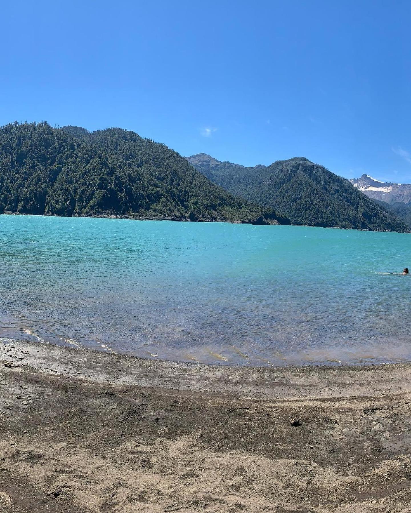 Cabanas & Tinajas Entre Volcanes オルノピレン エクステリア 写真